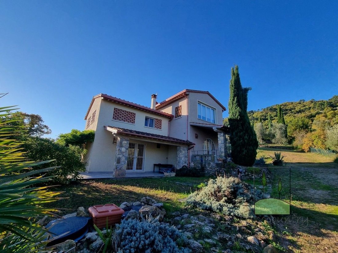Villa in Chianni, Tuscany, Italy 1 - 16482095