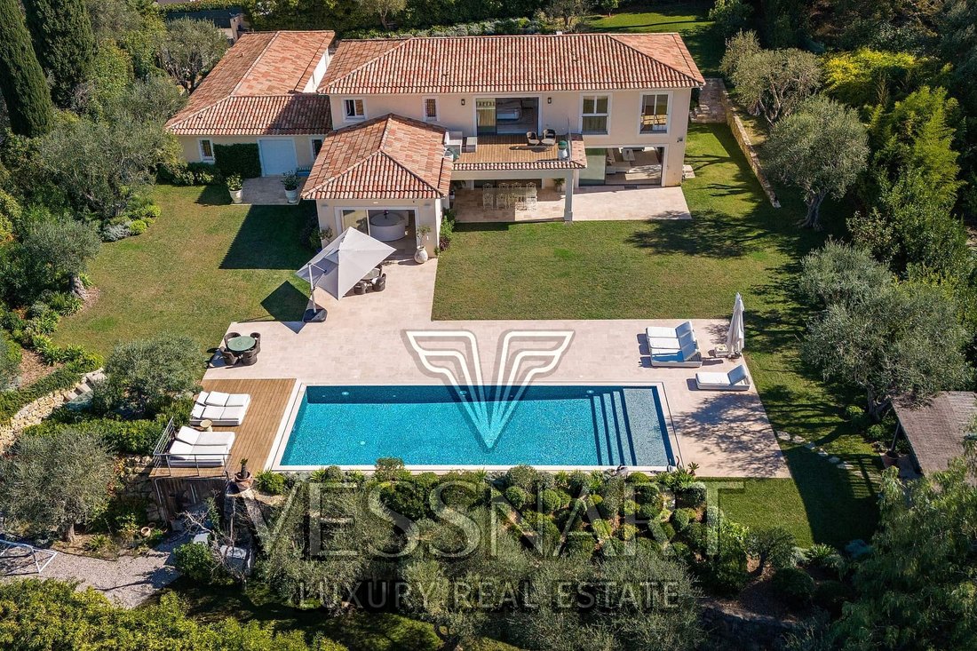 Villa in Mougins, Provence-Alpes-Côte d'Azur, France 4 - 16483507