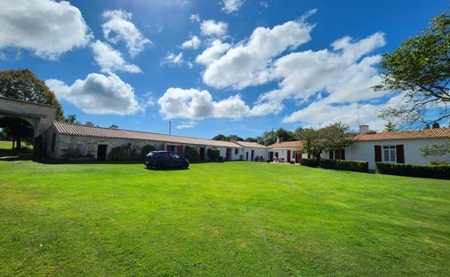 Apartment in Saint-Hilaire-de-Riez, Pays de la Loire, France 1