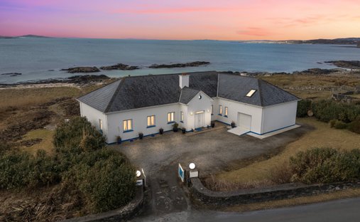 House in Ballyconneely, County Galway, Ireland 1