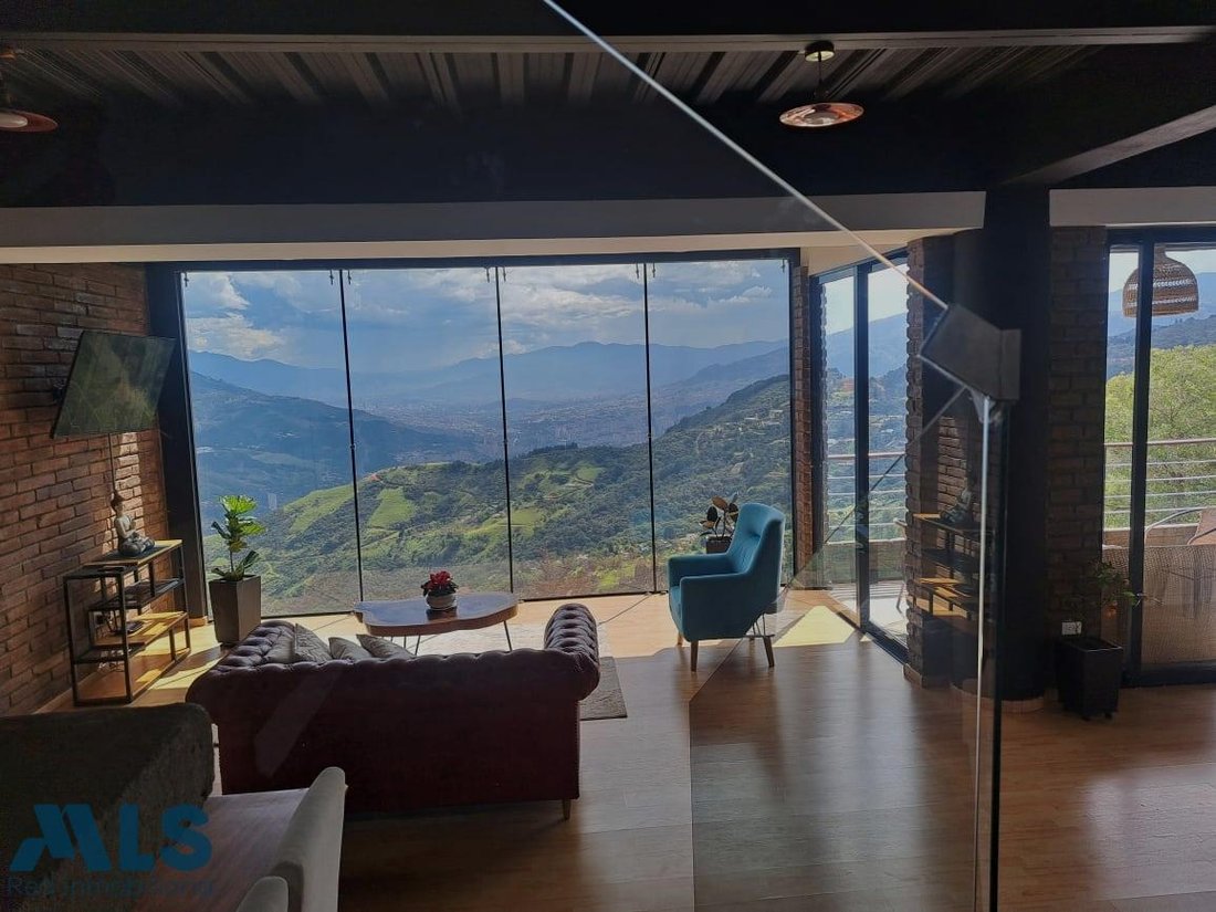 House in Copacabana, Antioquia, Colombia 4 - 16484007