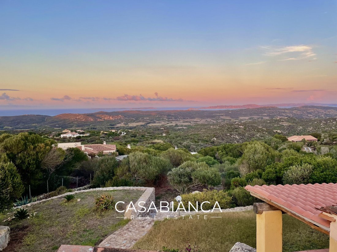 Villa in Santa Teresa Gallura, Sardinia, Italy 2 - 16483035