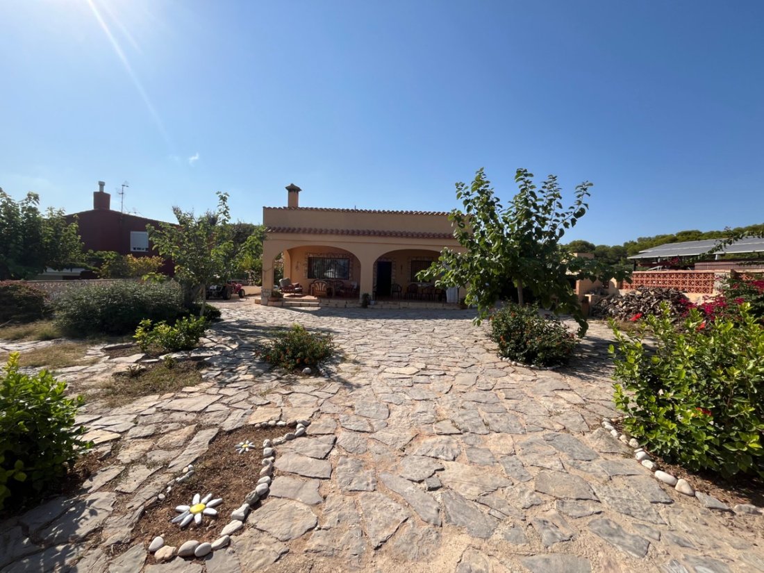 Villa in Alcala de Xivert, Valencian Community, Spain 5 - 16481067