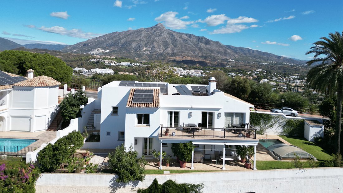 Villa à Nueva Andalucia, Marbella, Espagne 1 - 16484025