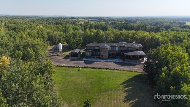 House in Carvel, Alberta, Canada 2 - 16480700