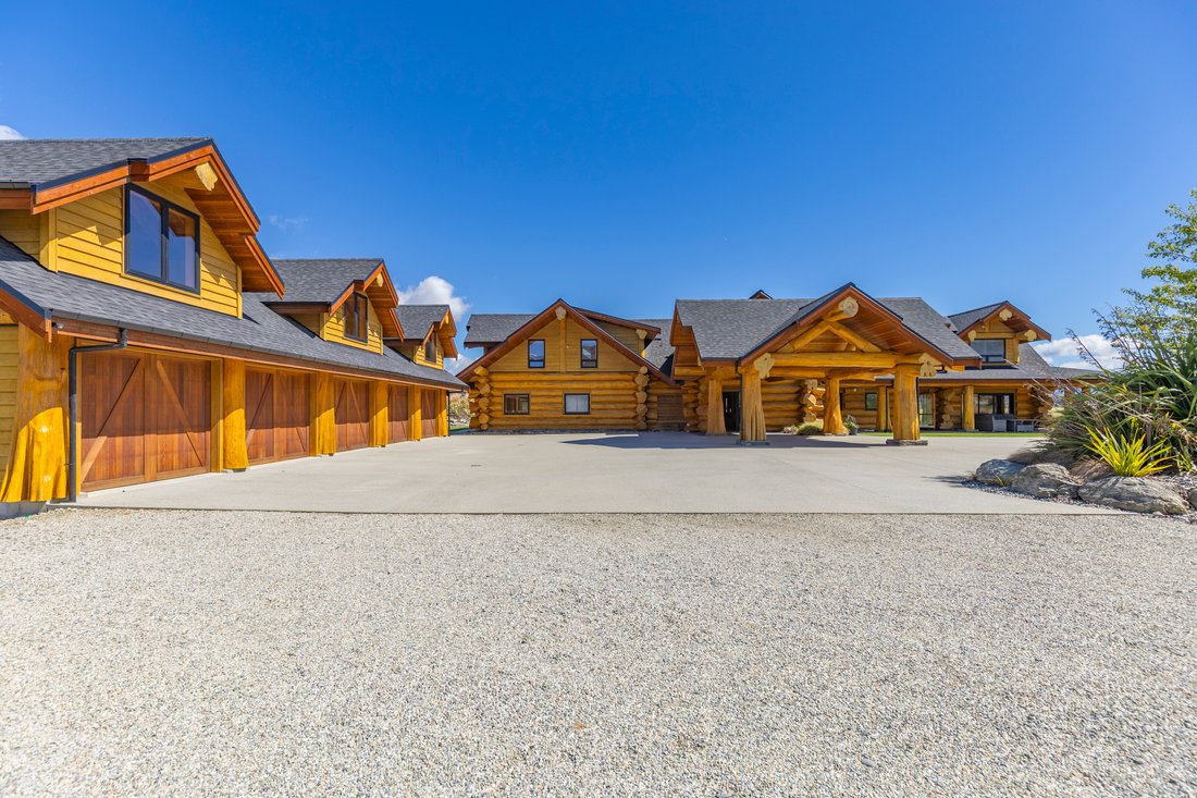 Country House in Tarras, Otago, New Zealand 1 - 16481388