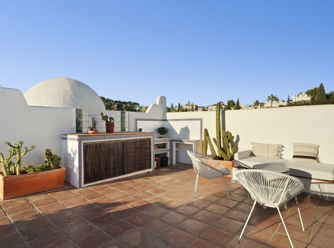 Penthouse in Elviria-Cabopino, Marbella, Spain 5 - 16484090