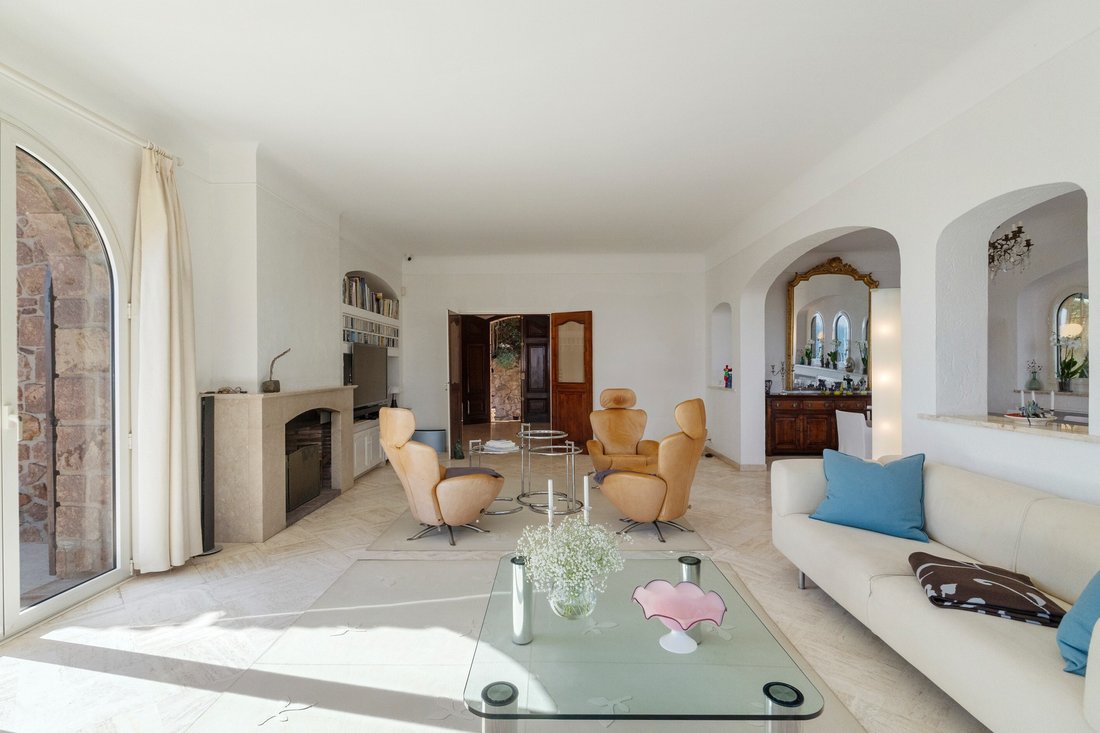 House in Théoule-sur-Mer, Provence-Alpes-Côte d'Azur, France 5 - 16481733