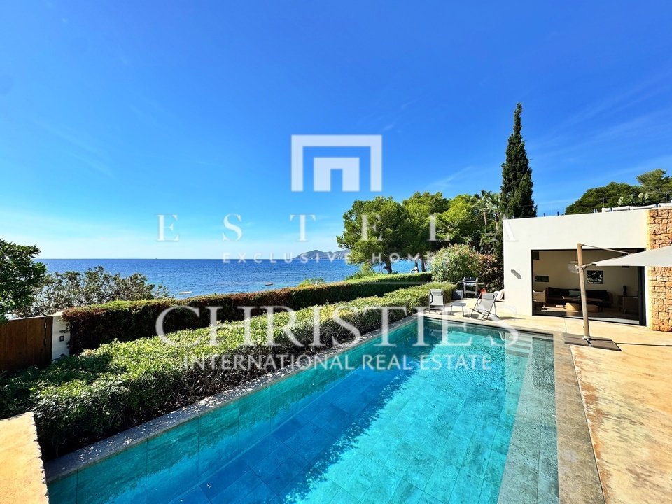 Villa in S'Argamassa, Santa Eularia des Riu, Balearic Islands 3 - 16483757