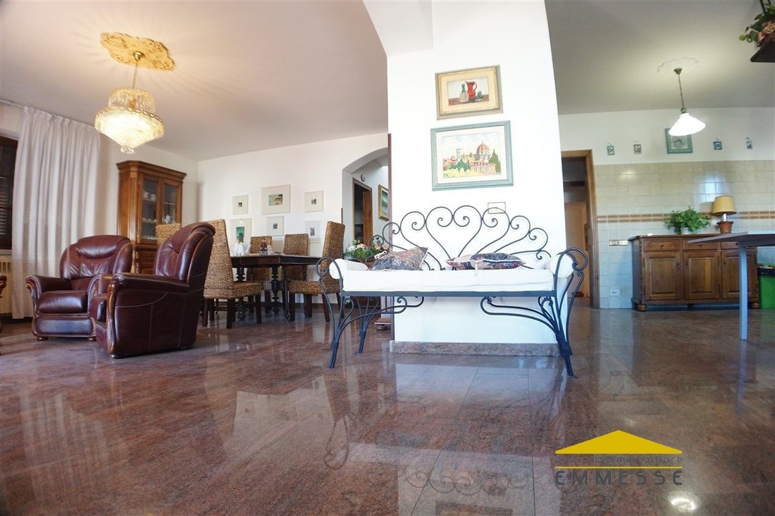 House in Fontia-Fossola-Fossone, Marina di Carrara, Tuscany 5 - 16481695