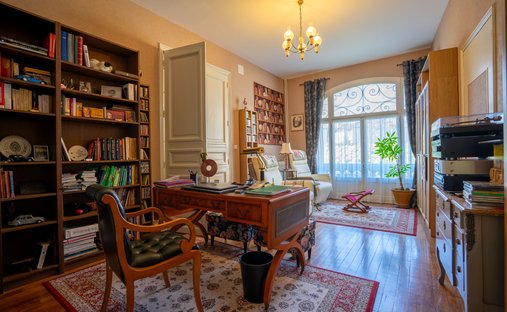 Castle for Sale in Moissac, Occitanie, France