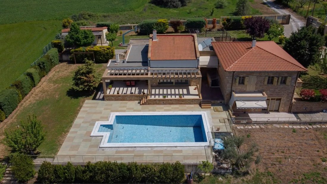 Villa in Thermaikos, Macedonia and Thrace, Greece 1 - 16481195