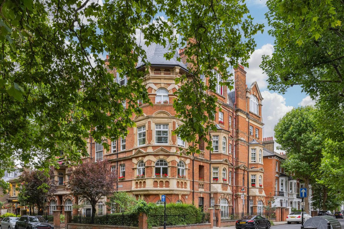 Apartment in Brook Green, Hammersmith and Fulham, England 1 - 16482136