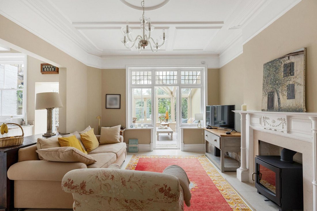 House in Ravenscourt Park, Hammersmith and Fulham, England 3 - 16482121