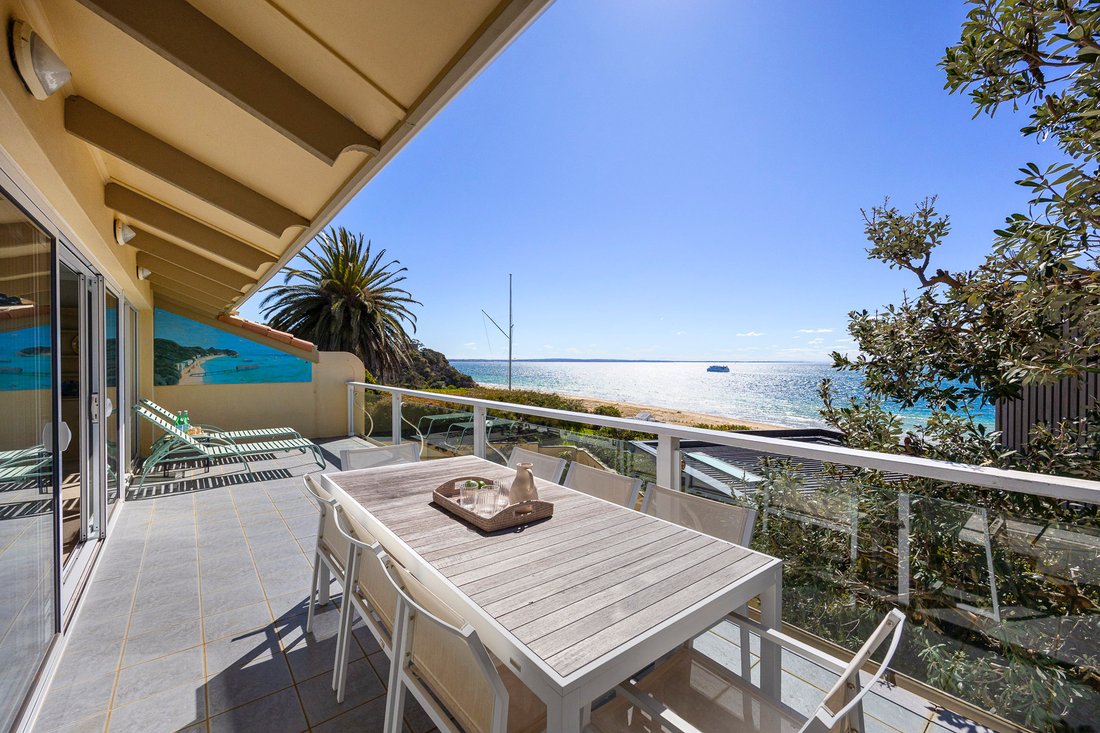 Portsea, Victoria, Australia 3 - 16483360