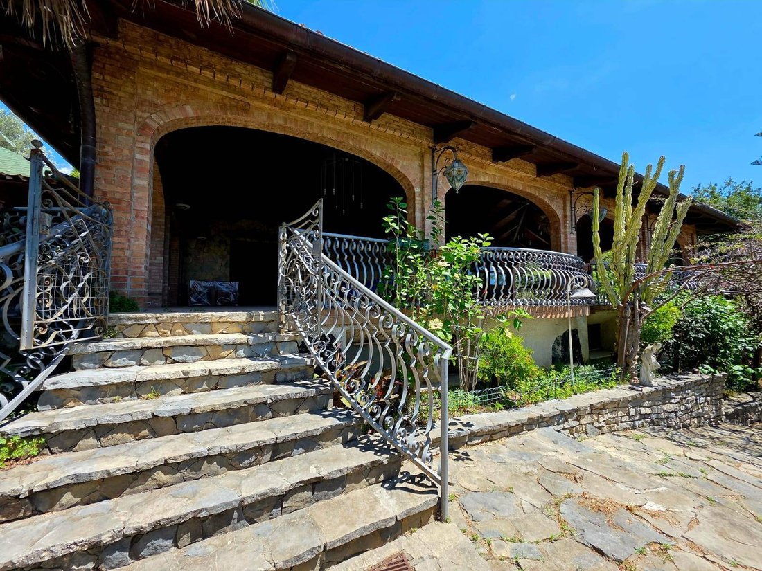 Villa in Frazioni Alte, Salerno, Campania 3 - 16482667