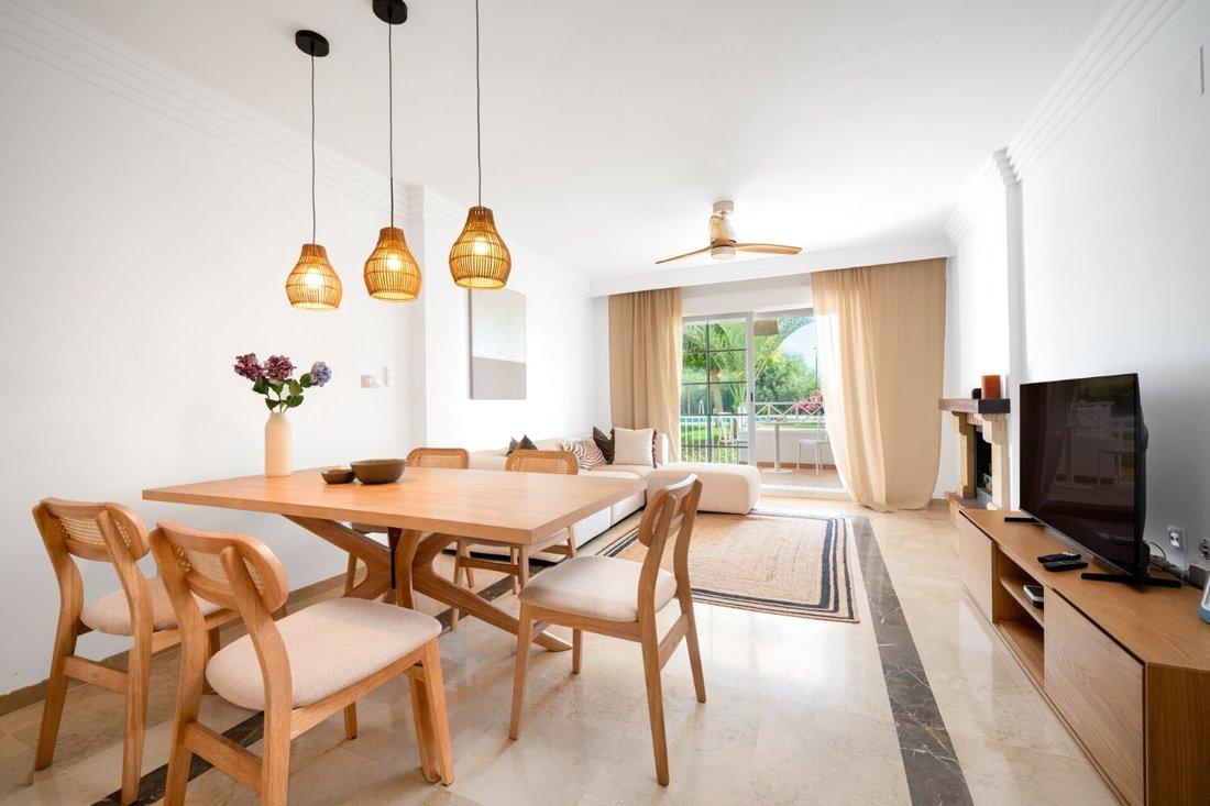 Apartment in Rio Real, Marbella, Andalusia 2 - 16483615