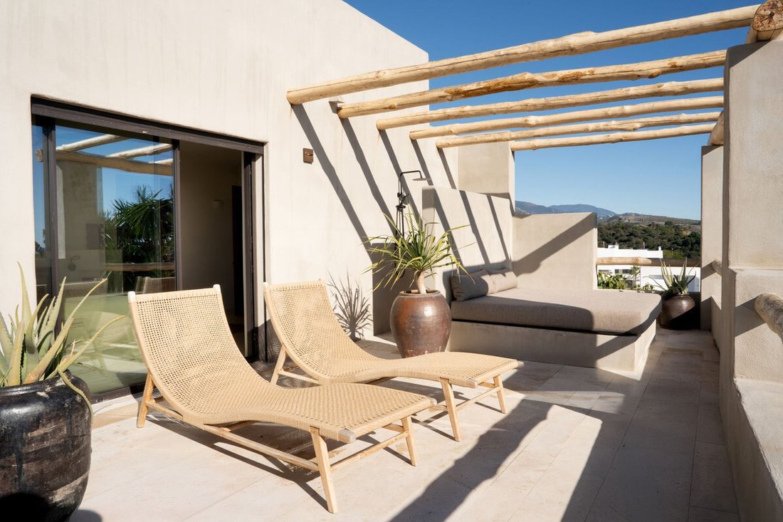 Villa in Estepona, Andalusia, Spain 4 - 16480488