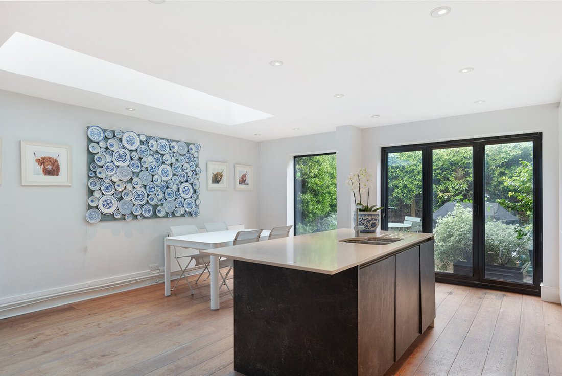 House in Ravenscourt Park, Hammersmith and Fulham, England 5 - 16482124