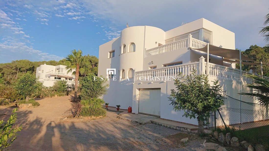 Villa in Sant Antoni de Portmany, Balearic Islands, Spain 2 - 16482033
