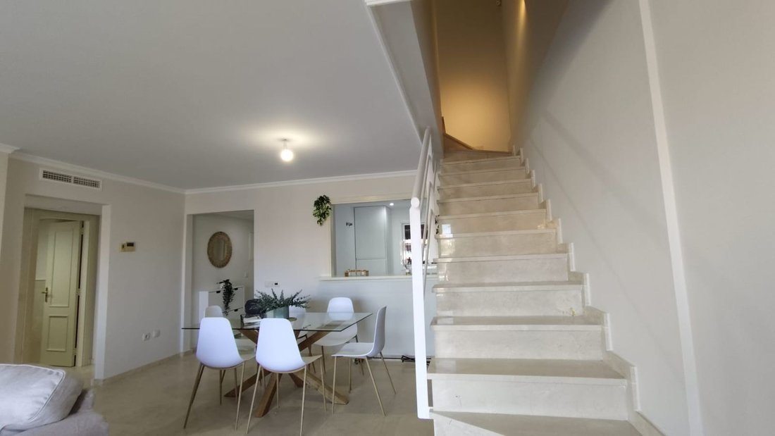 Penthouse in Sotogrande, San Roque, Andalusia 5 - 16481041
