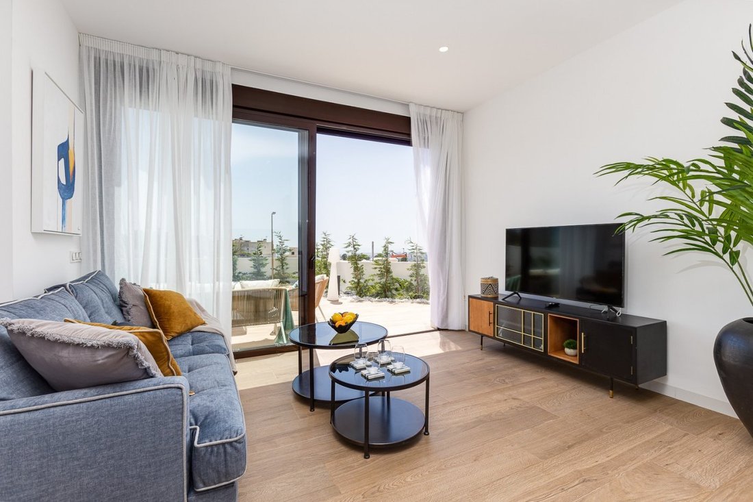 Villa in Finestrat, Valencian Community, Spain 2 - 16482674
