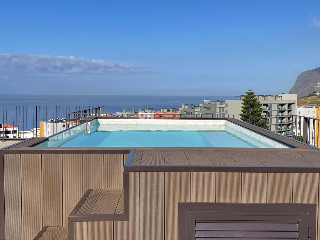 Apartment in Sao Martinho, Madeira, Portugal 1 - 16481246