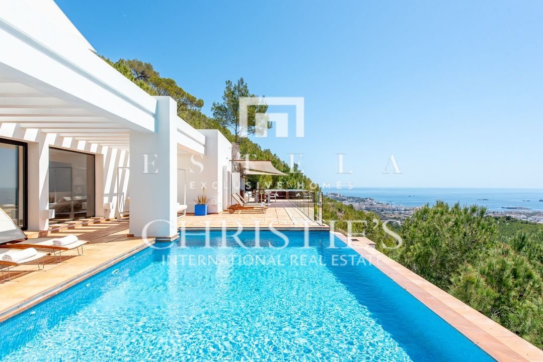 Villa in Sant Josep de sa Talaia, Balearic Islands, Spain 1 - 16483751