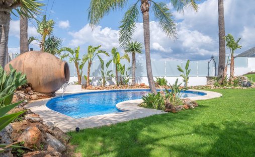 Villa in Marbella, Andalusia, Spain 1