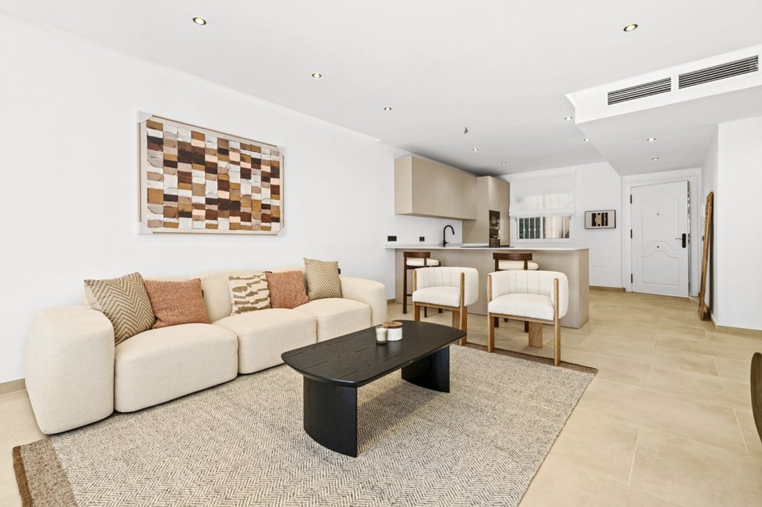 Apartment in Marbella, Andalusia, Spain 3 - 16484017
