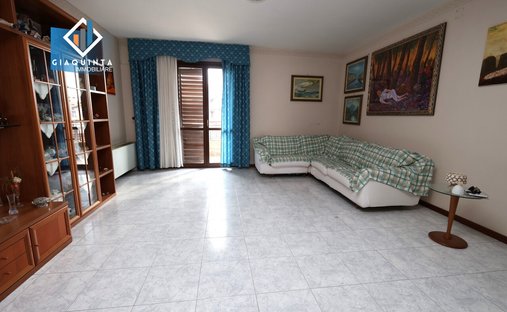 Wohnung in Palagonia, Sizilien, Italien 1