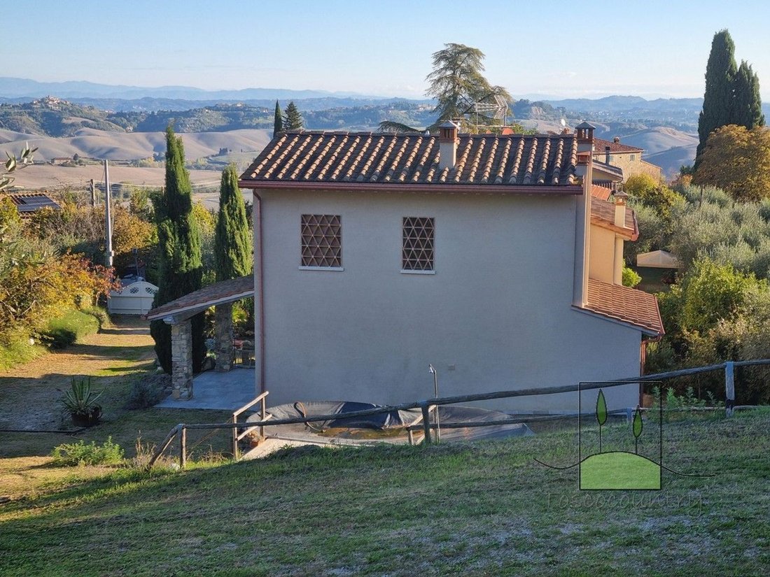 Villa in Chianni, Tuscany, Italy 2 - 16482095