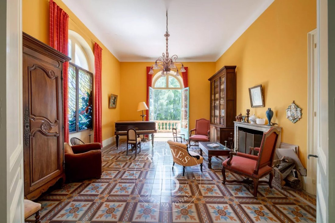 Villa in Les Plaines-Les Tasses, Saint-Raphaël, France 5 - 16480467