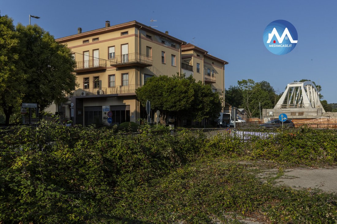 Estate in Pesaro, Marche, Italy 3 - 16482993