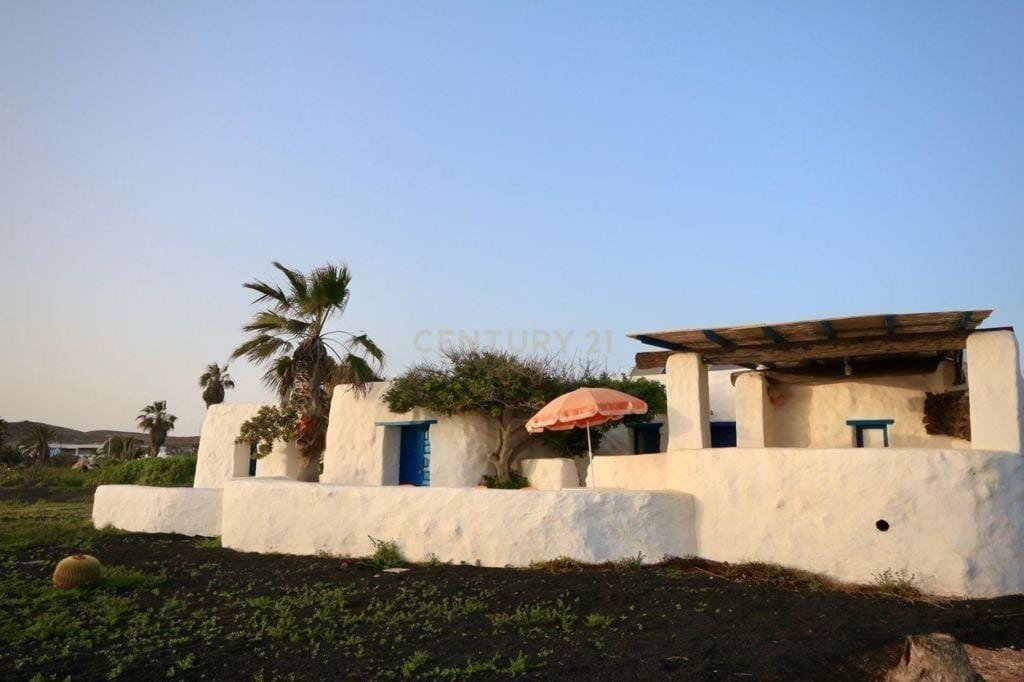 Villa in Teguise, Canary Islands, Spain 1 - 14132050