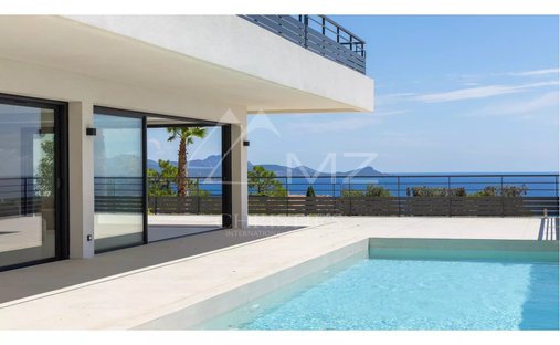 Villa en Les Issambres, Roquebrune-sur-Argens, Francia 1