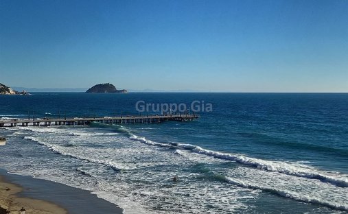 Apartment in Central Hill, Alassio, Liguria 1