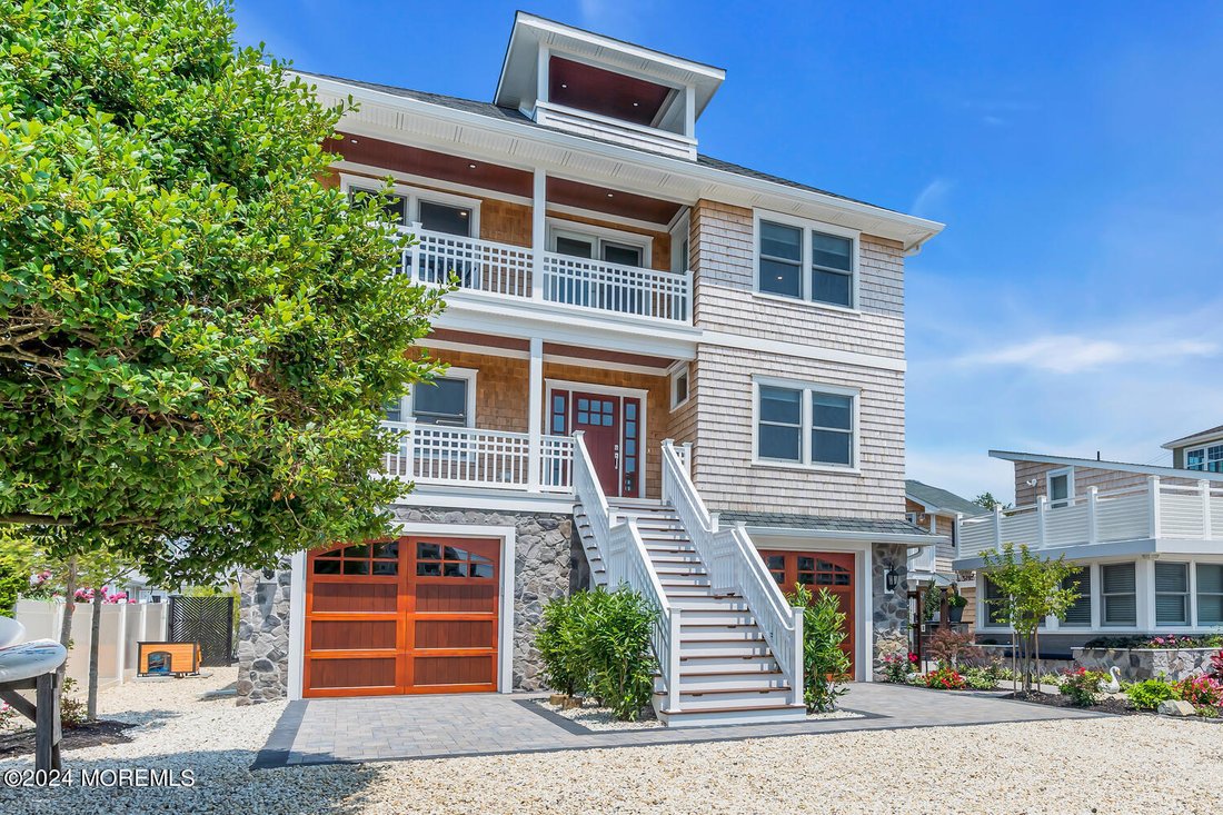 House in Seaside Park, New Jersey, United States 2 - 16492871