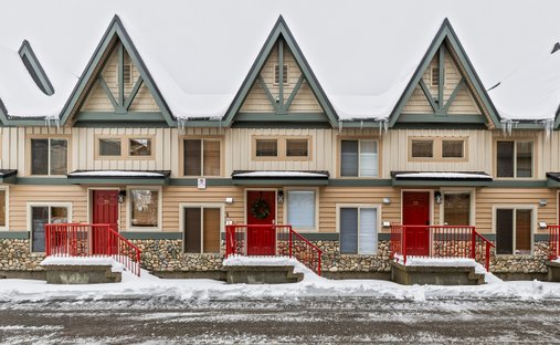 House in Beaverdell, British Columbia, Canada 1