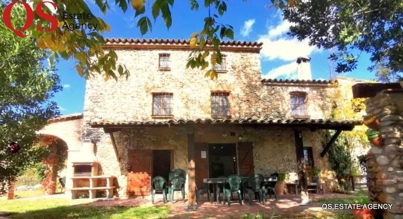 Country House in Amer, Catalonia, Spain 2 - 16487404