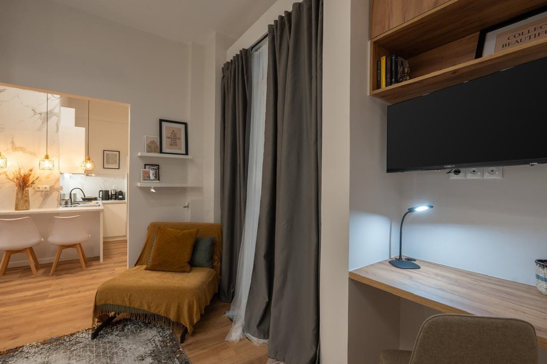 Apartment in Sunoikia Kolonakiou, 1st District of Athens, Athens 4 - 16138188