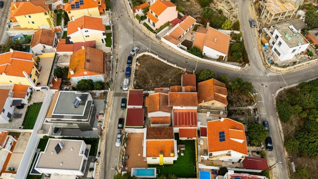 Townhouse in Charneca de Caparica e Sobreda, Setubal, Portugal 5 - 16493528