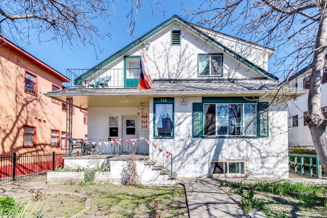 House in Kelowna, British Columbia, Canada 2 - 16487805