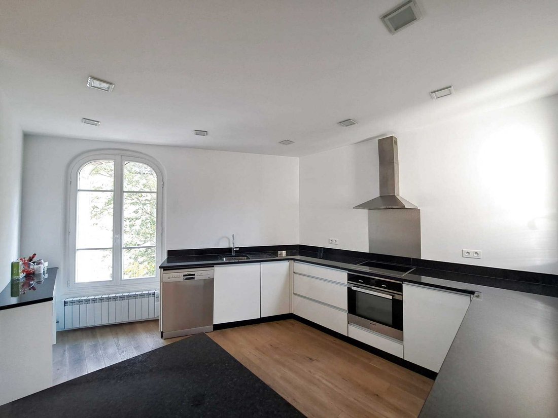 Apartment in Senlis, Hauts-de-France, France 3 - 16467913