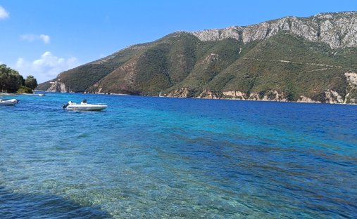 Terrain en Aleksandrou, Peloponnese, Western Greece and the Ionian, Grèce 1