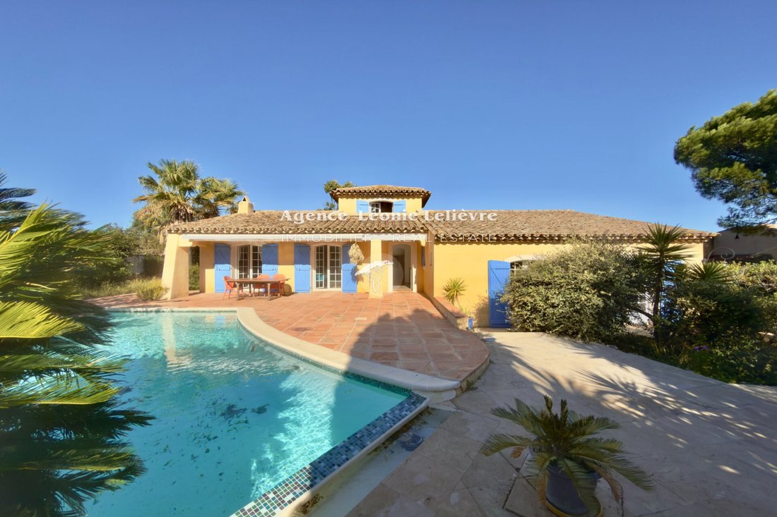 Villa in Ville-Les Saquedes-Le Bouillonnet, Sainte-Maxime, France 1 - 16492004
