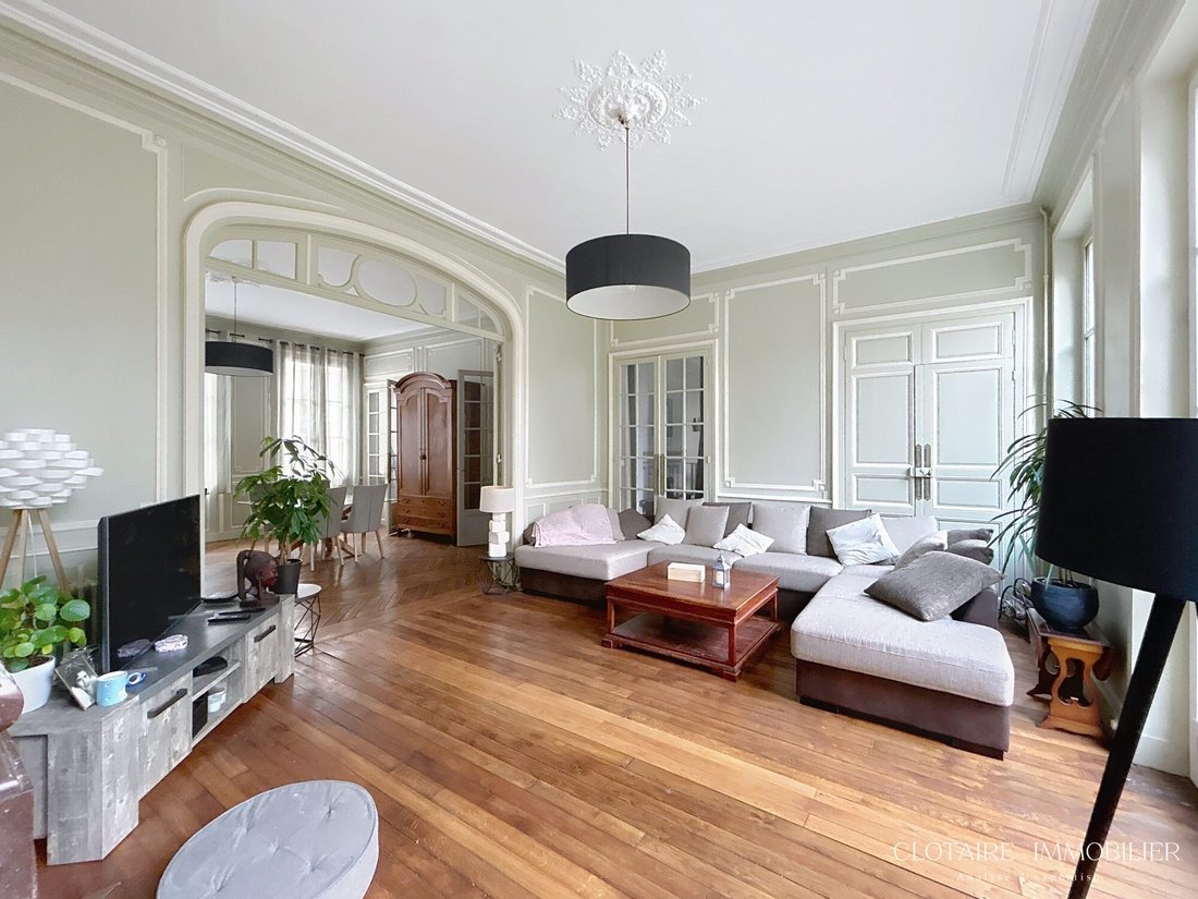 House in Compiegne, Hauts-de-France, France 4 - 16490821