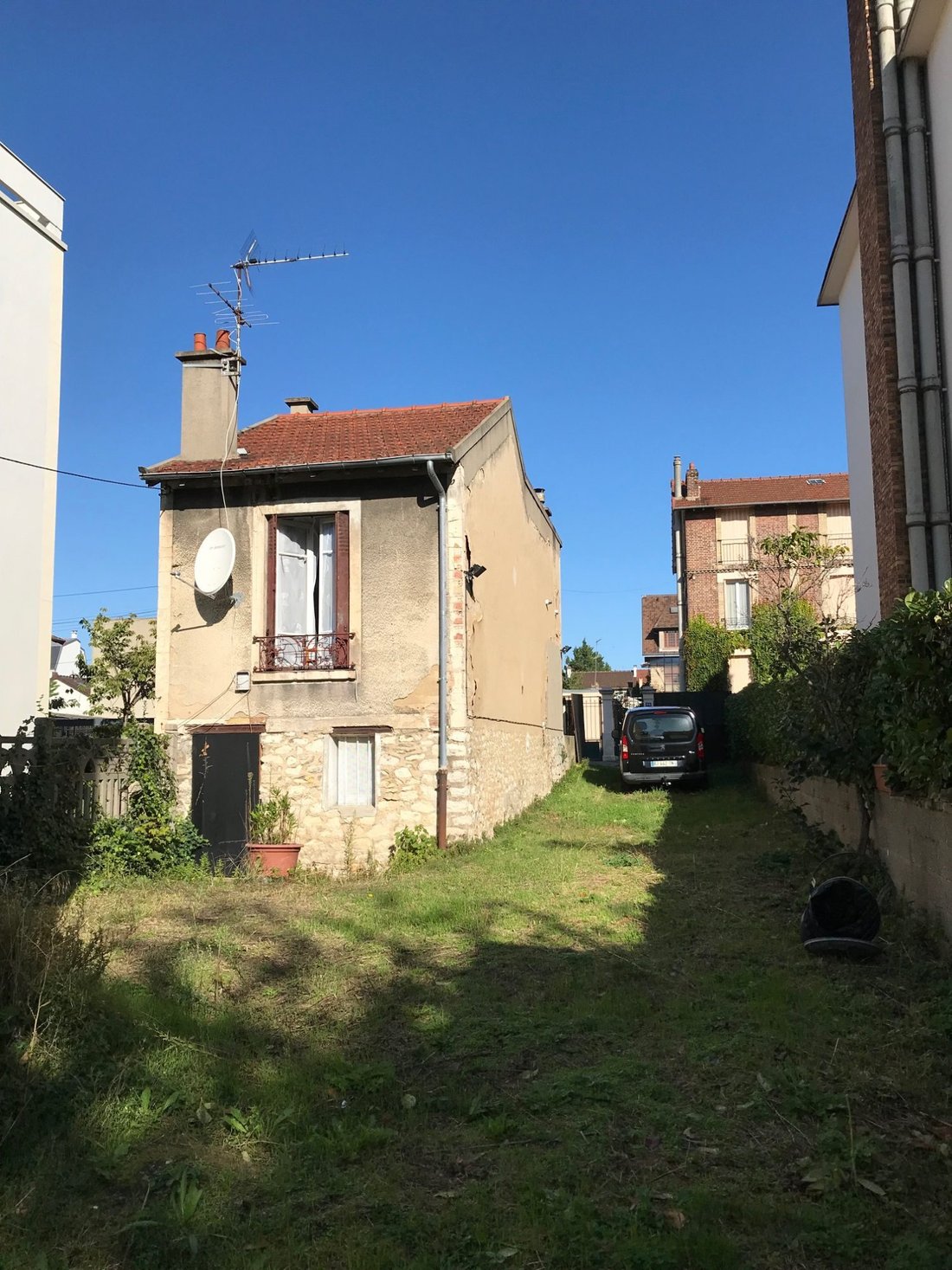 Land in Plateau-Grèves-Europe-Gare du Stade-Fossés Jean, Colombes, France 1 - 16490878