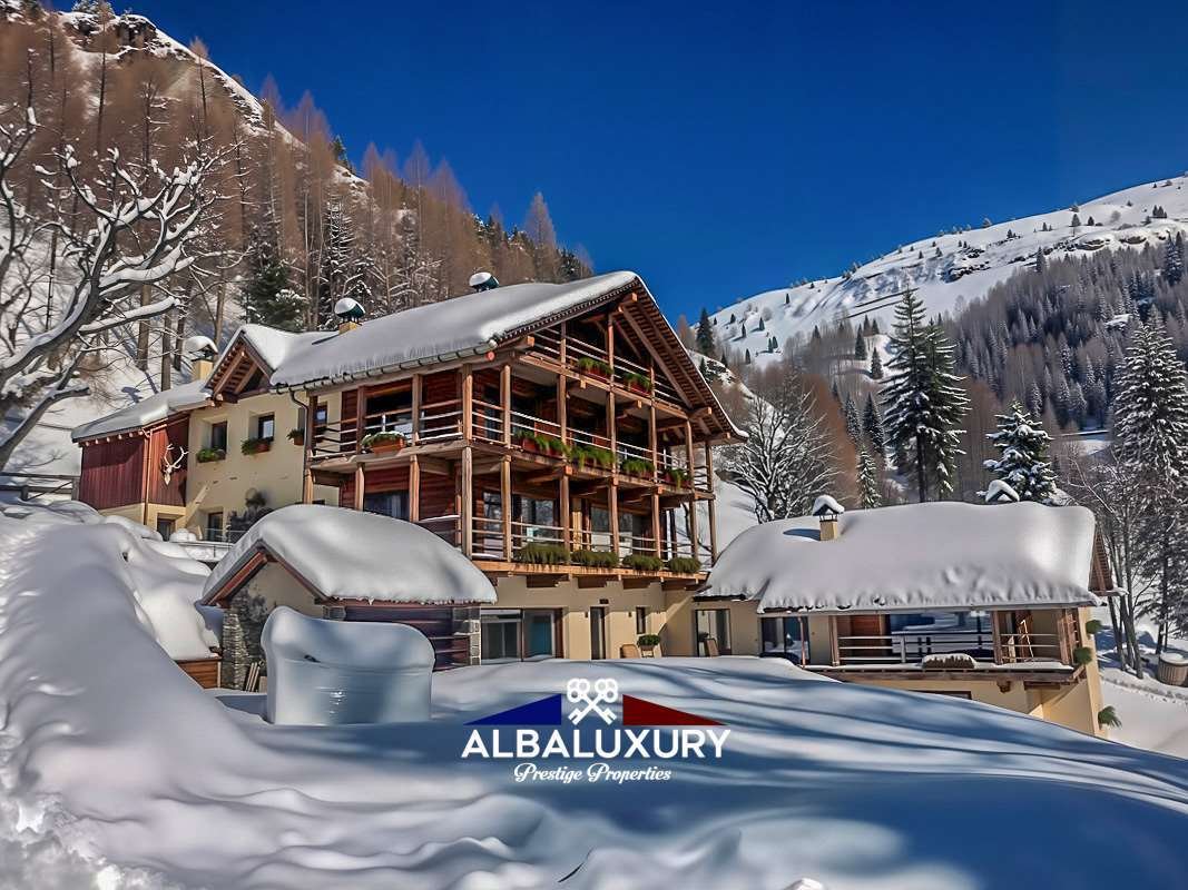 Villa in Livinallongo del Col di Lana, Veneto, Italy 1 - 15383346