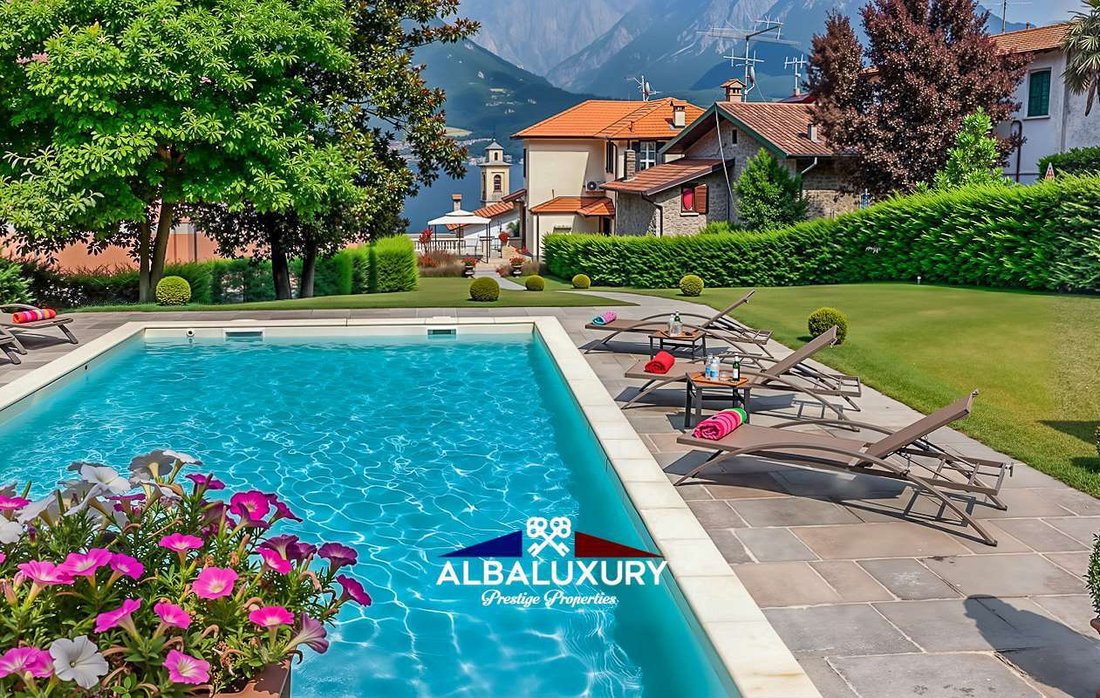 Villa in Oliveto Lario, Lombardy, Italy 2 - 15346807